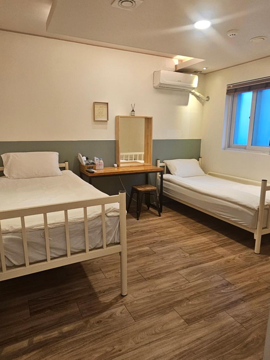 Hostel Korea - Ikseon Seoul Exterior photo